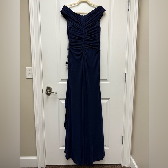 La Femme Womens size 8 Formal Dress Ruched Jersey Column Gown Navy Blue 30040 - Picture 8 of 12